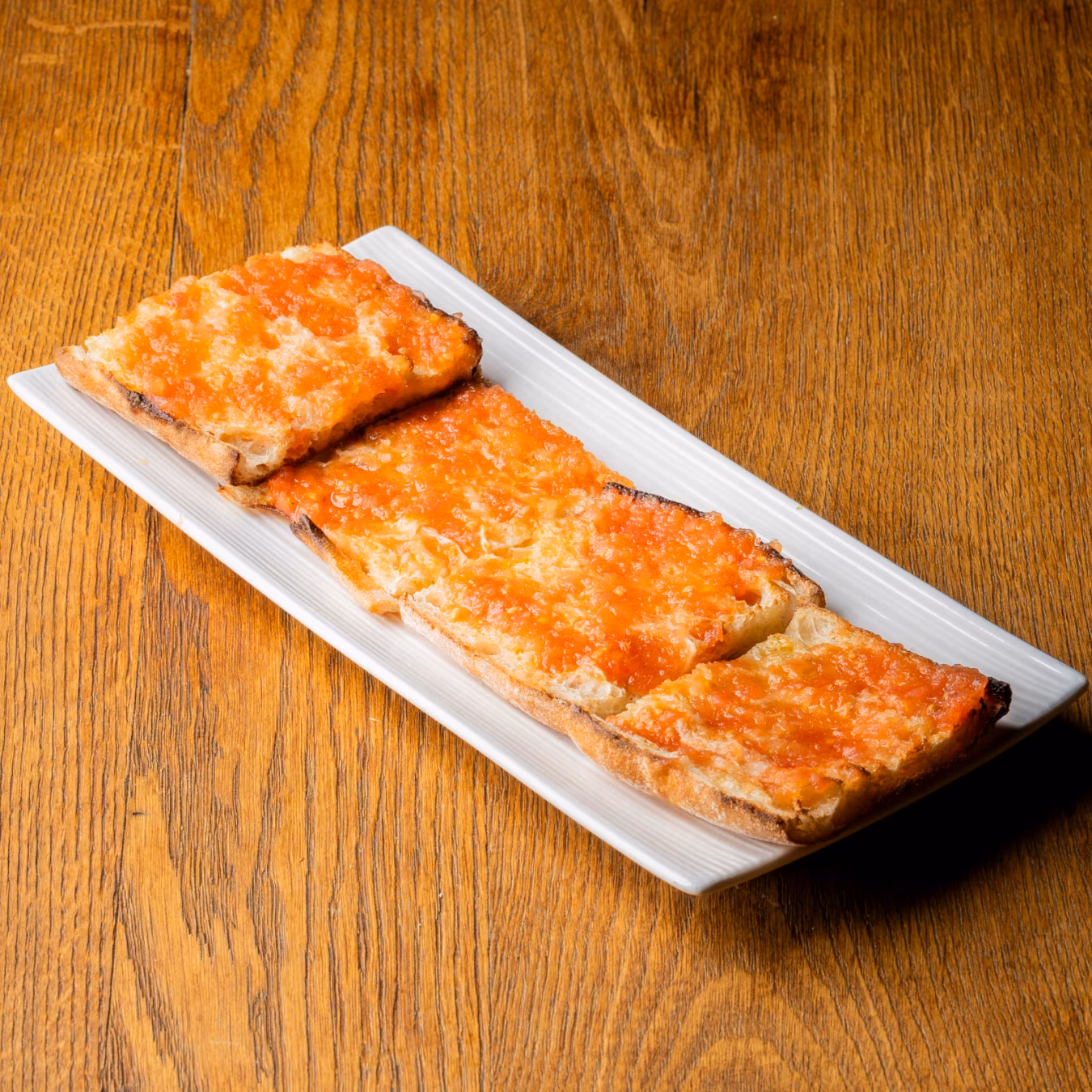 Bread with tomato and olive oil