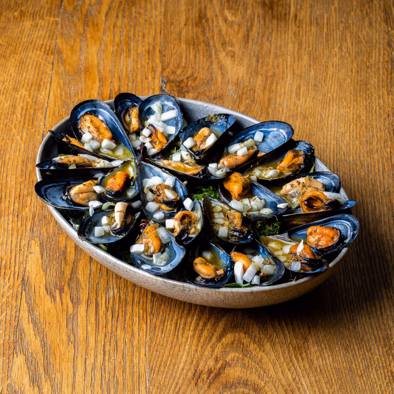 Mussels from Delta de l'Ebre with vermouth vinaigrette